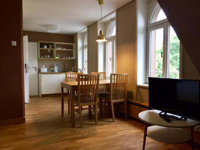 "Goethezimmer" - Auf Dem Dach Der Notenbank Weimar  Exterior photo
